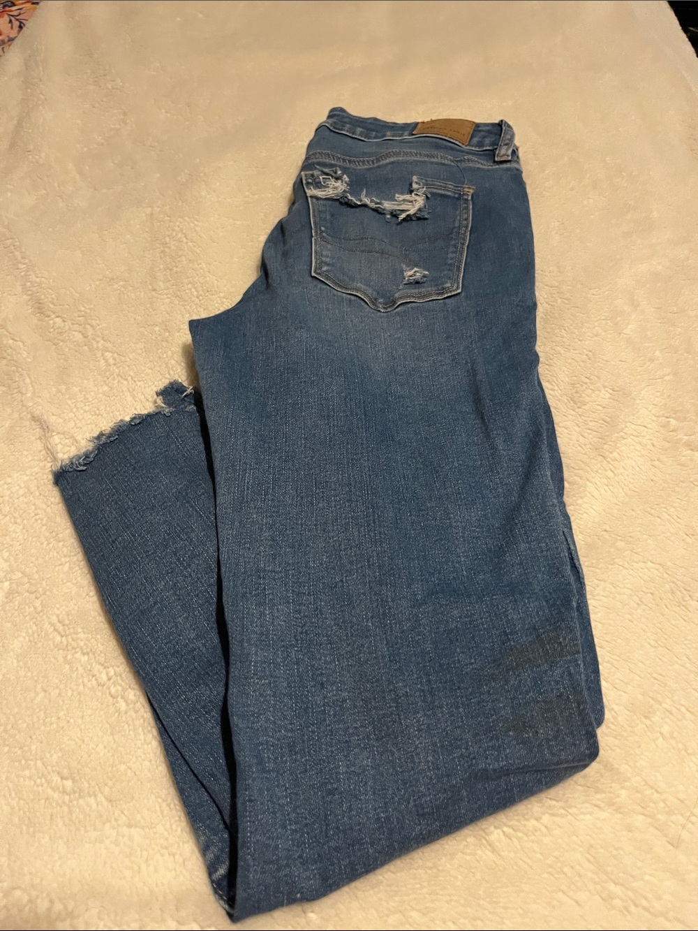 Women's Mid-Blue Distressed Skinny Jeans Size 10 Short